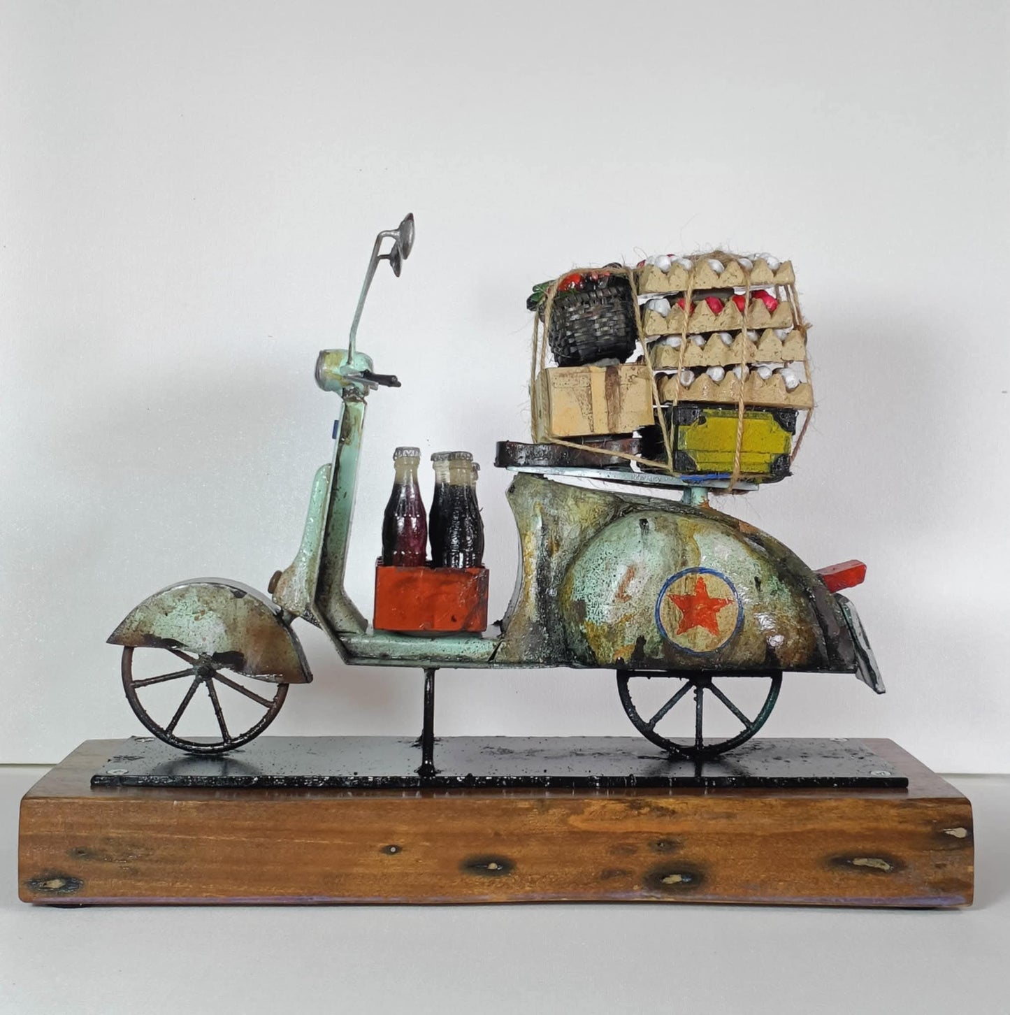 Mini Vespa Cargo Series: Rusted